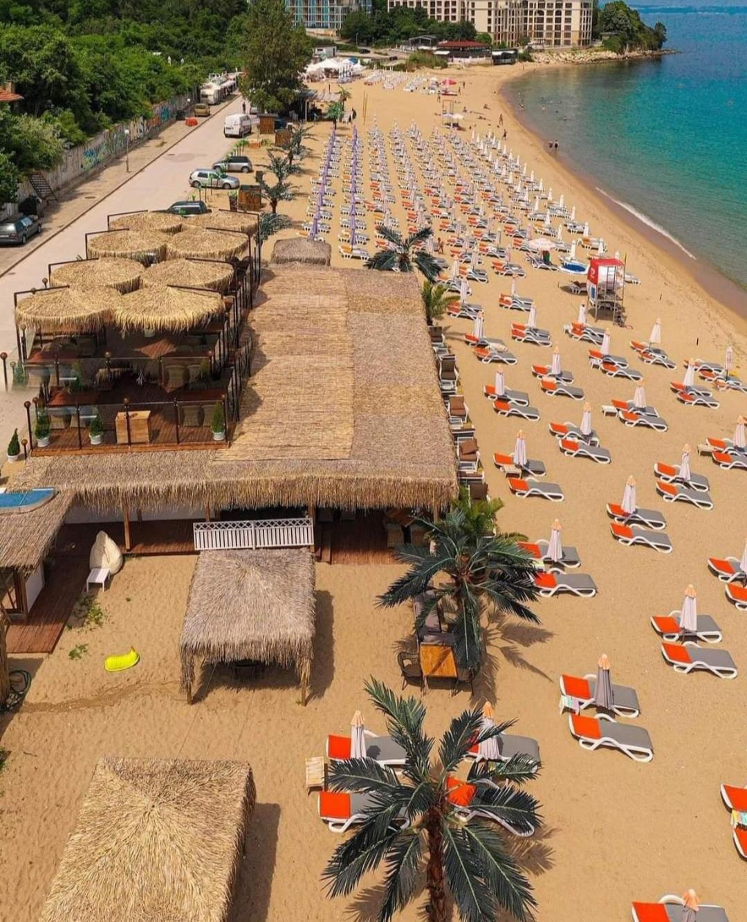 Perla Aparthotel Golden Sands Bagian luar foto