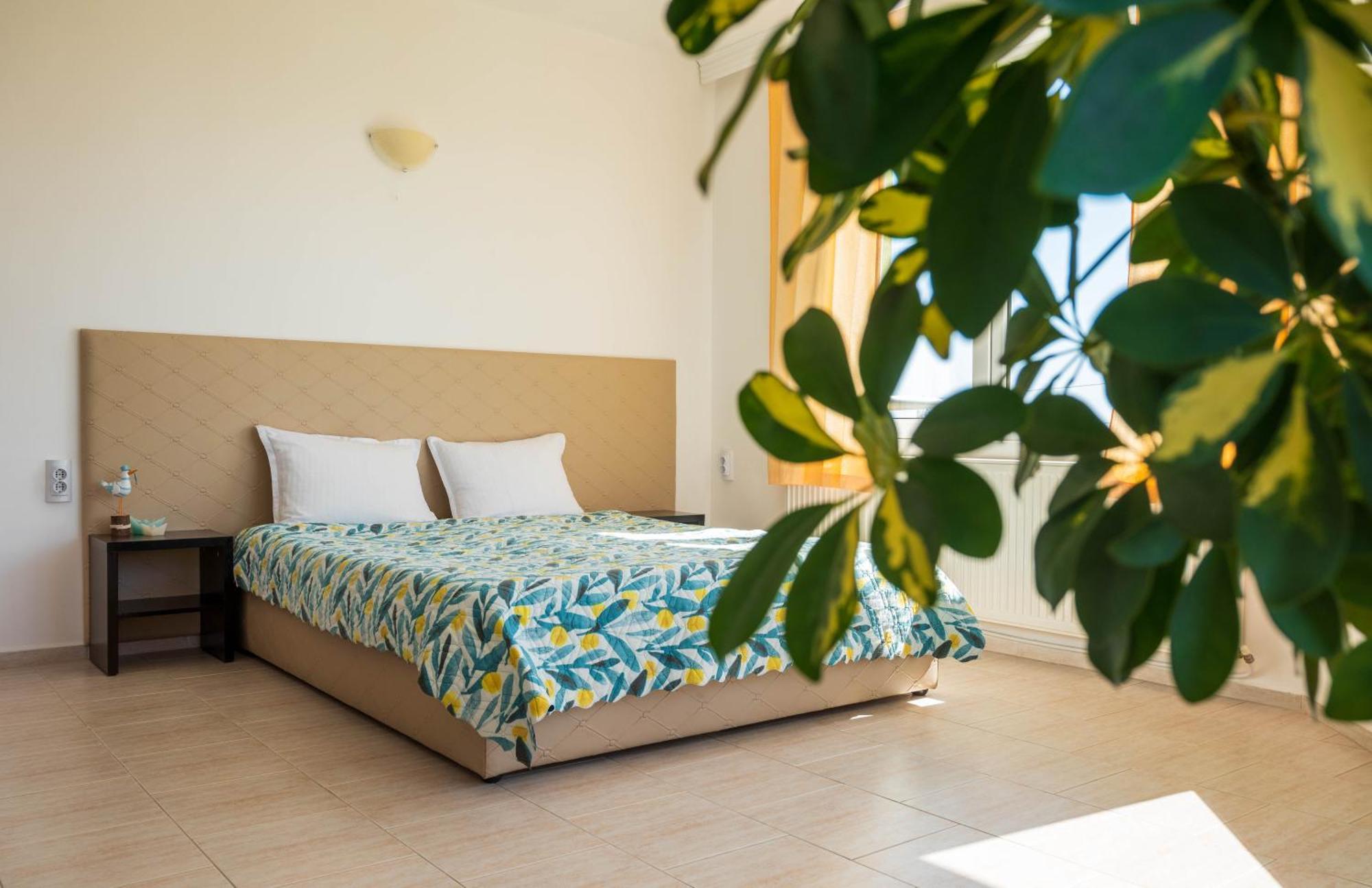 Perla Aparthotel Golden Sands Bagian luar foto