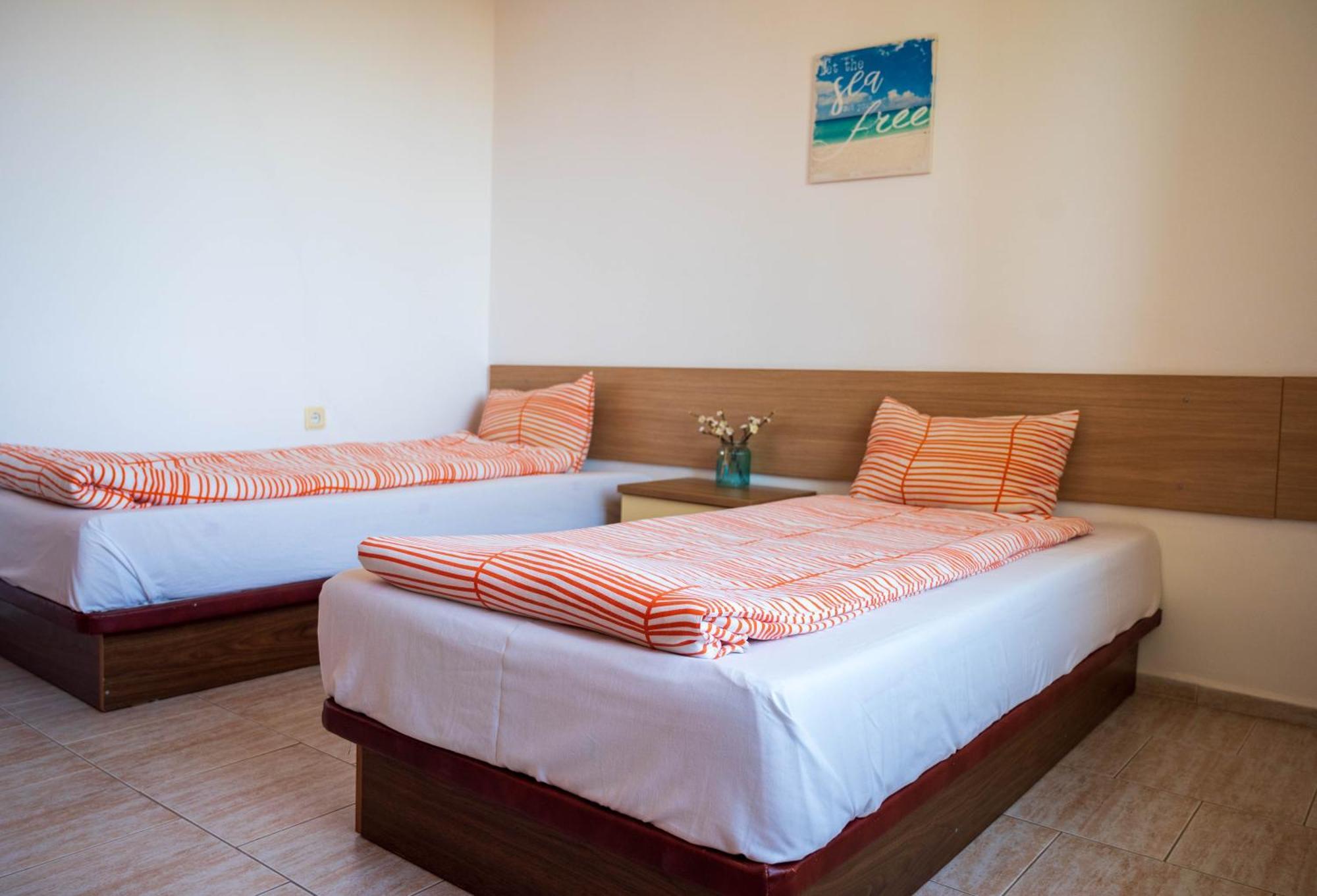 Perla Aparthotel Golden Sands Bagian luar foto