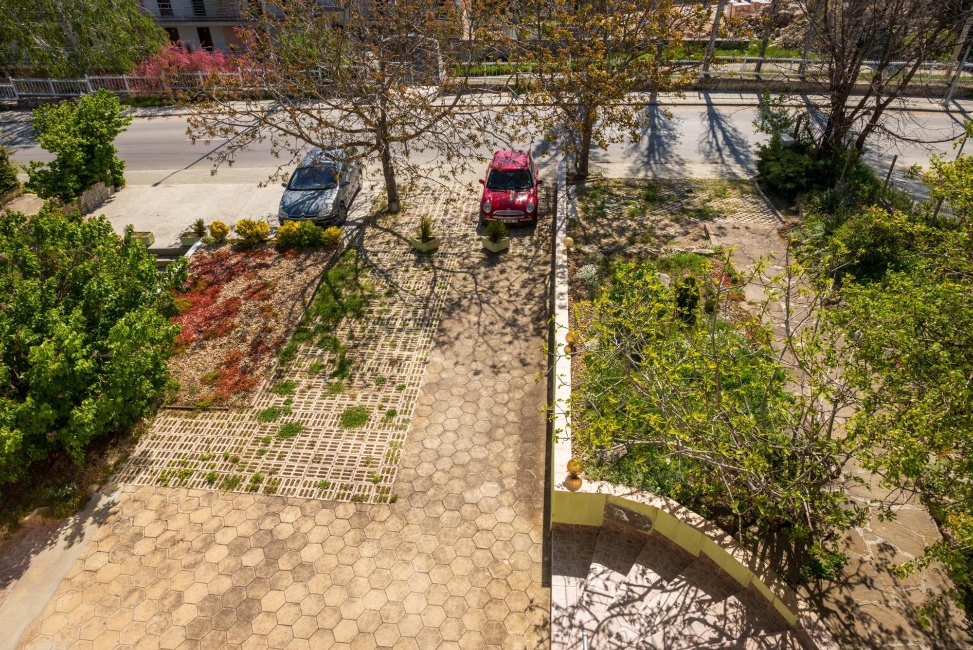 Perla Aparthotel Golden Sands Bagian luar foto